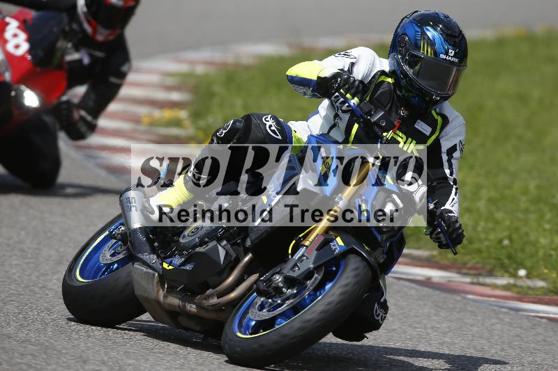 /Archiv-2024/29 12.06.2024 MOTO.CH Track Day ADR/Gruppe rot/50